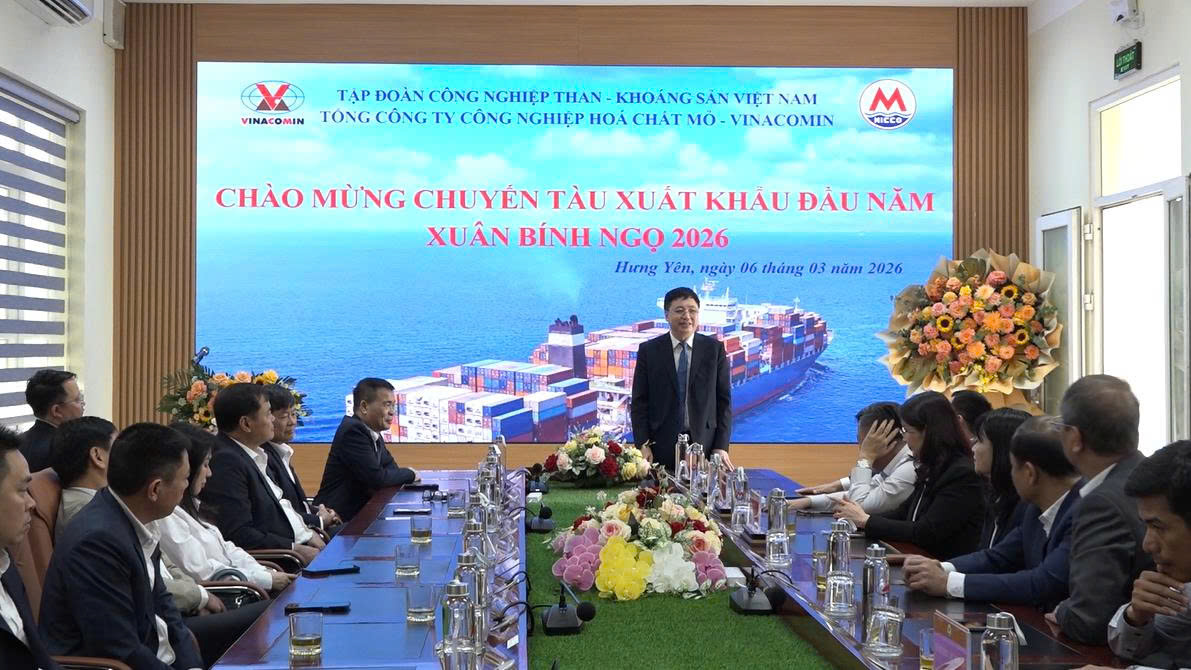 Tổng công ty công nghiệp Hóa chất mỏ – Vinacomin Tổ chức xuất khẩu chuyến hàng đầu năm Bính Ngọ 2026